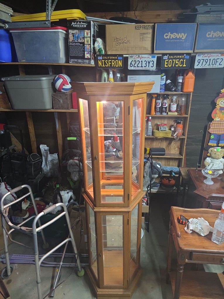 Beautiful Corner Display Curio Cabinet w/ Light - AS-IS Glass Repair Needed