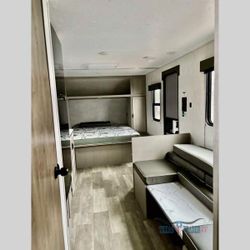 2025 Coachmen RV Clipper 25QBH