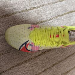 Nike mercurial green size 4