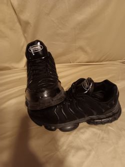 Exetrol steel toe shoes