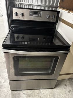 Stove Whirlpool . Price Including Delivery