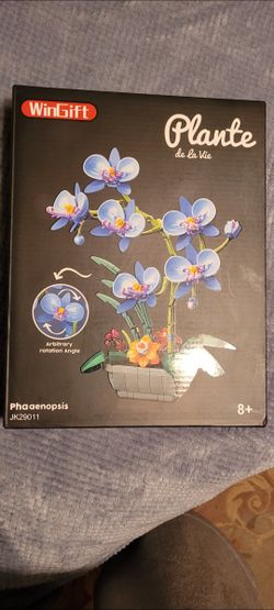 LEGO Orchid (581 pieces)