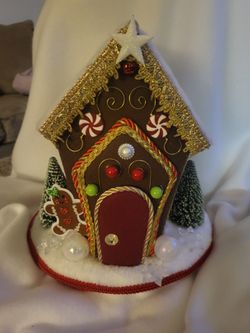 Decorative Christmas Gingerbread House