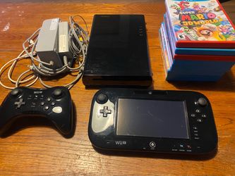 Nintendo Wii U Console Bundle with Games