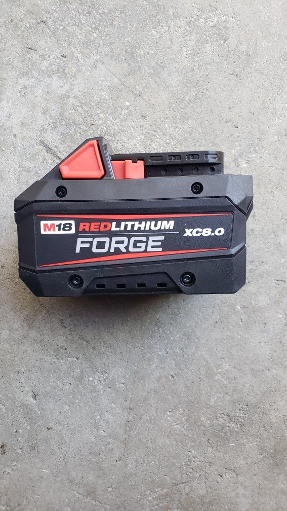 Milwaukee 18v Battery 8.0 Amp Forge Brand New