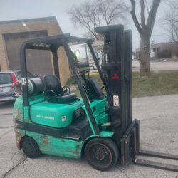 Mitsubishi Propane 5000 LB Capacity Forklift 