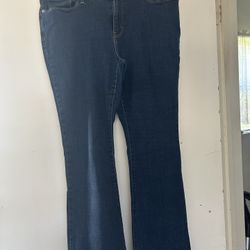 Women’s Levis Size 31