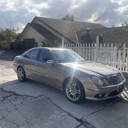 2006 Mercedes E500