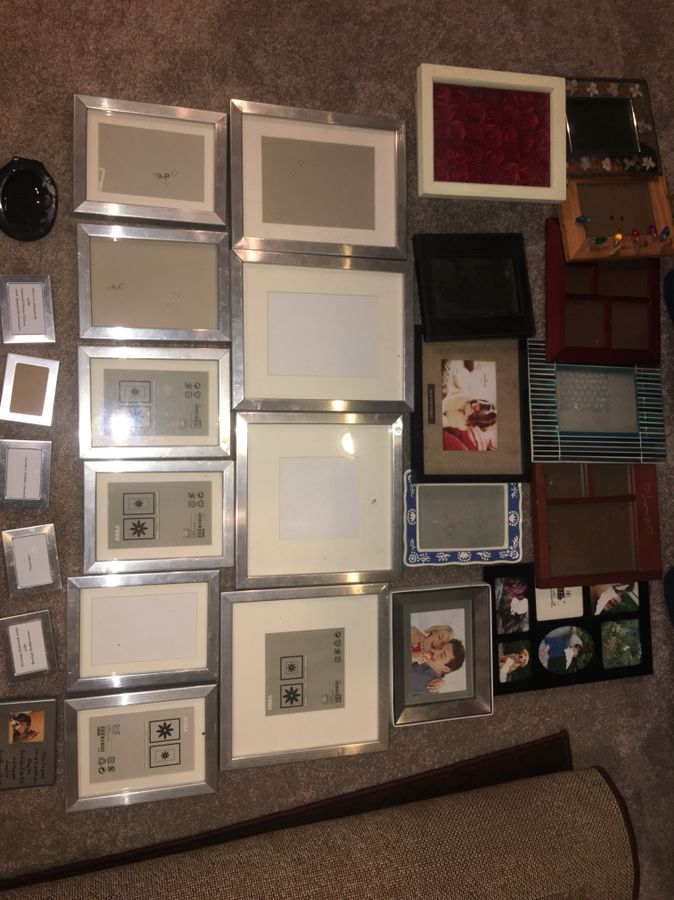 Assorted photo frames (28)