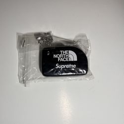 Supreme X North face Floating Key Chain