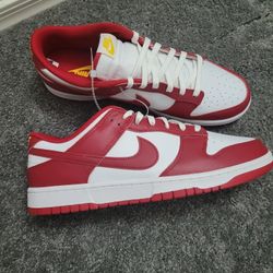 Nike Dunks "Gym Reds" Size 12.5