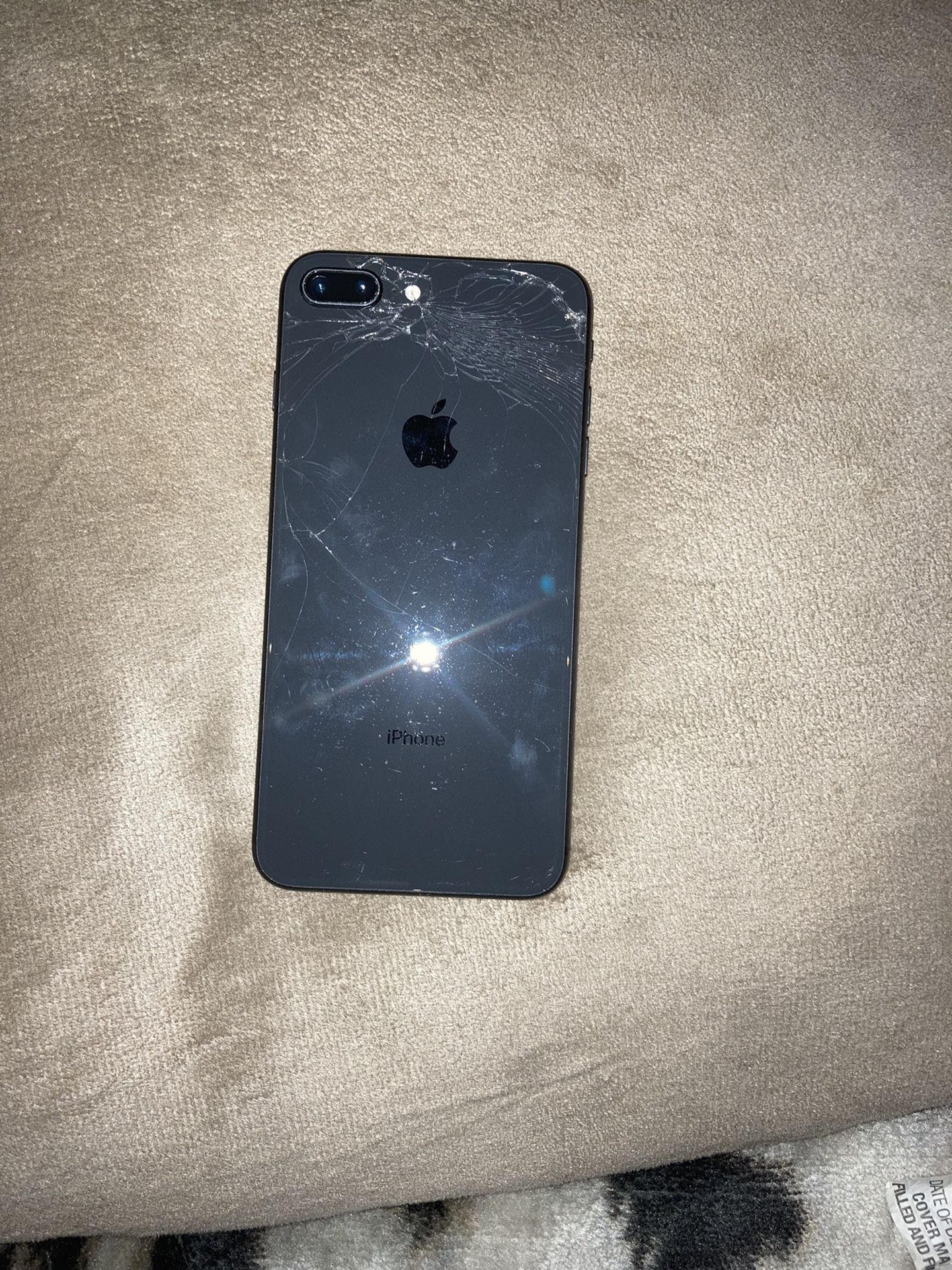 iPhone 8 Plus