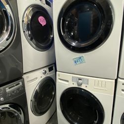 BEAUTIFUL SET WASHER AND DRYER WHITE KENMORE 