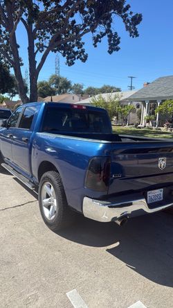 Dodge Ram 1500 Crew Cab Pickup Truck