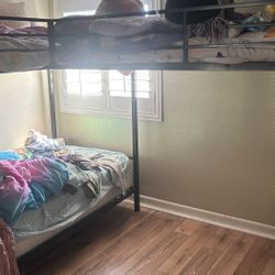 3 Bunk Bed Twin 