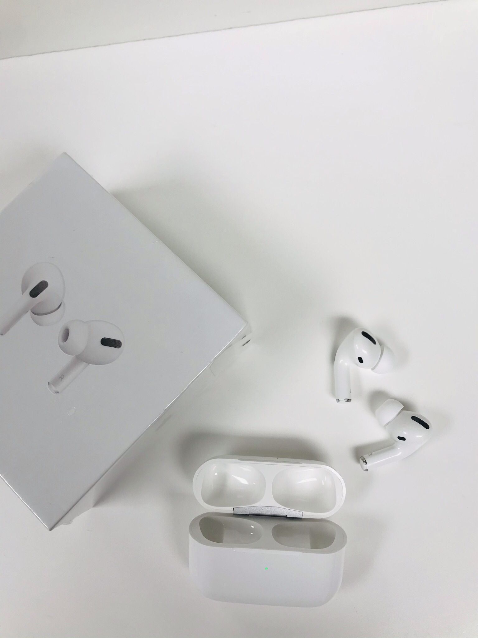 Black Friday Sale!! Apple AirPods Pro On Sale For $99 And Free On
