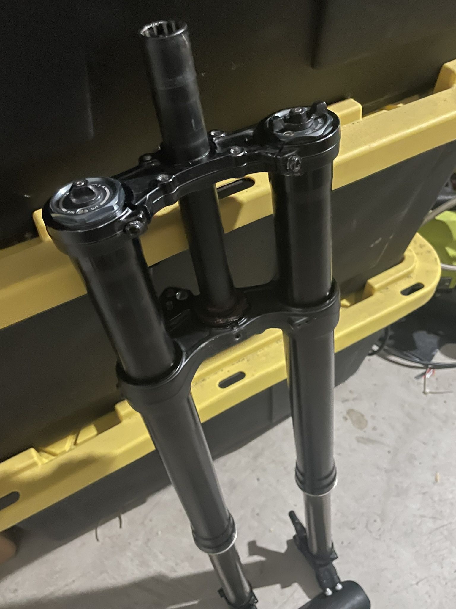Talaria Mx4 Sting R Forks