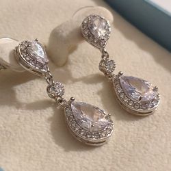 Crystal Dangler Earrings Silver