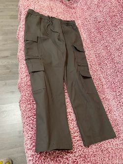 Female Cargo Pants. New. L