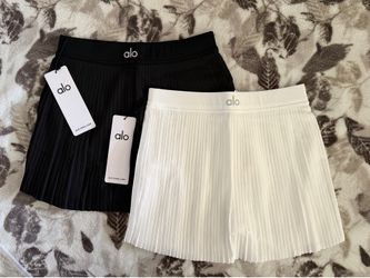 ALO tennis skort