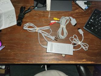 Nintendo Wii Power Adapter and video Display cord