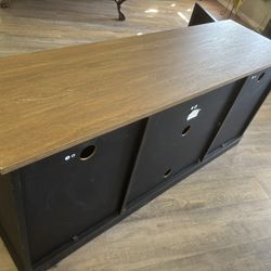 NICE TV STAND BLACK AND BRAWN