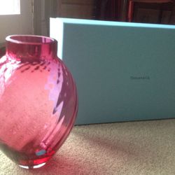 Tiffany glass vase