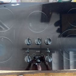 GE Profile Cook Top Working Fine 36”