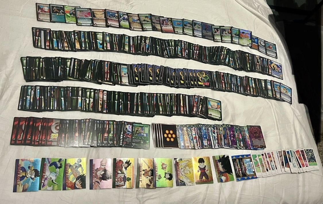 Dragon Ball Z Cards 600+ Lot