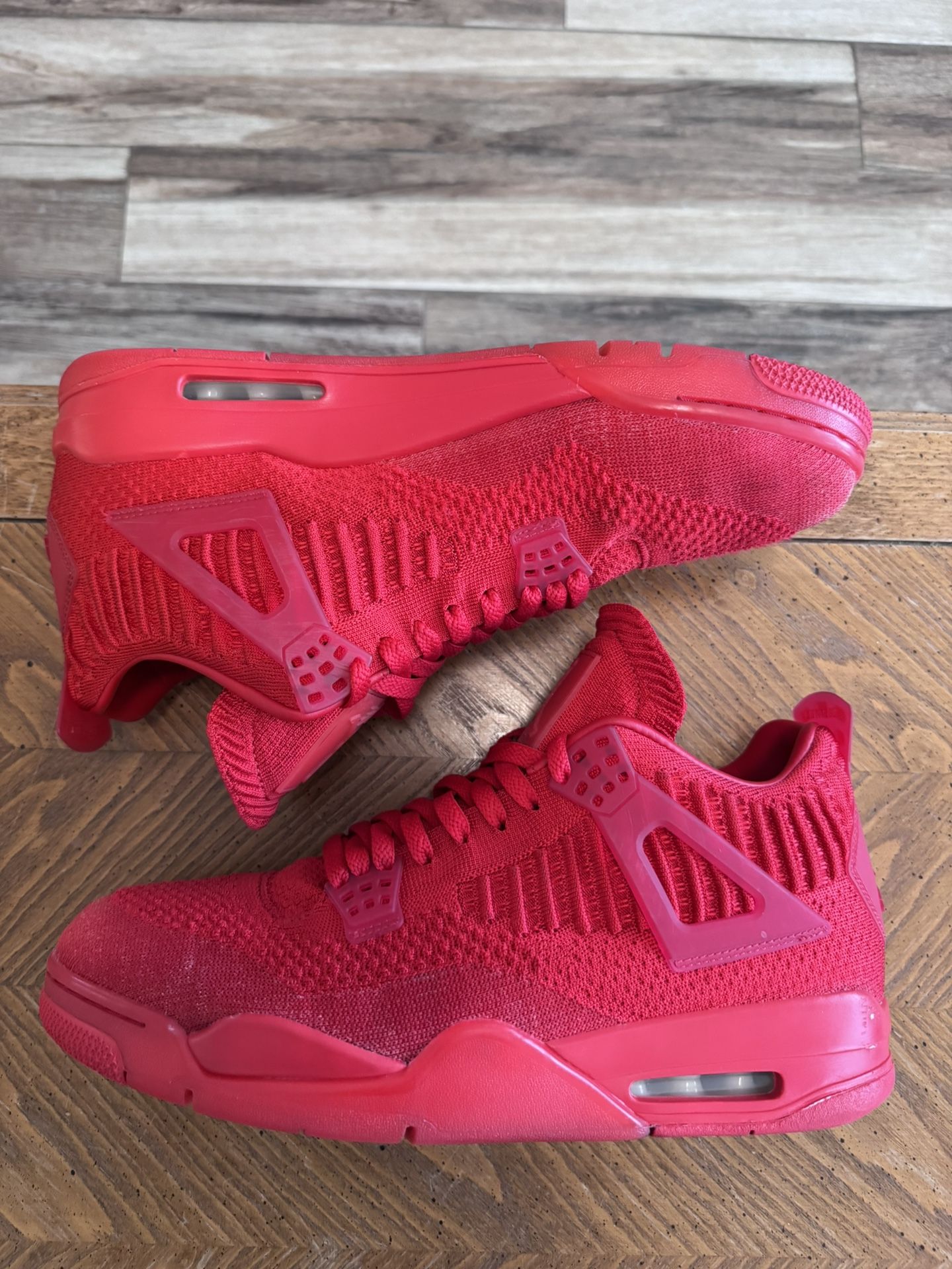 Jordan 4 Retro