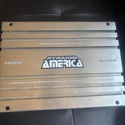 5000 watts amplifier and two subwoofer