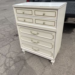 🌹BEAUTIFUL WHITE COLOR DRESSERS, CHESTS, BED FRAMES $199 EACH🌹