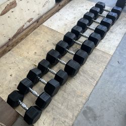 New pair of 25,30,45,50,55 and 60lb rubber dumbbells NEW IN BOX $530
