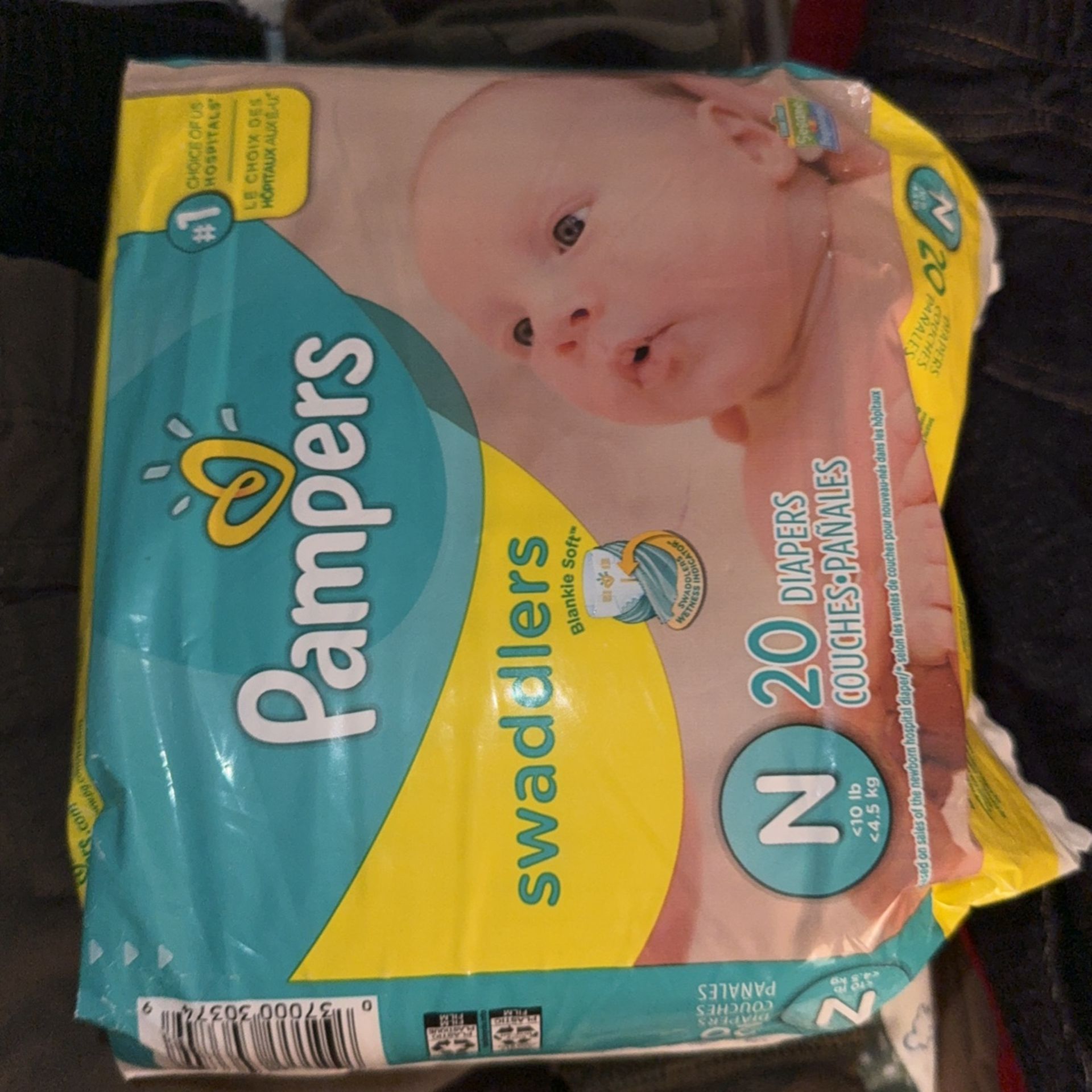 Newborn Pampers 2 Packs