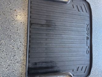 Subaru Outback cargo mat