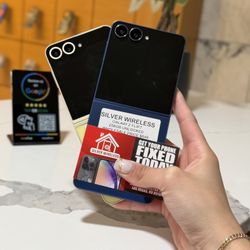 GALAXY 7 FLIP 💛💙 Get it for only $80 Downpayment 🤩🤑 