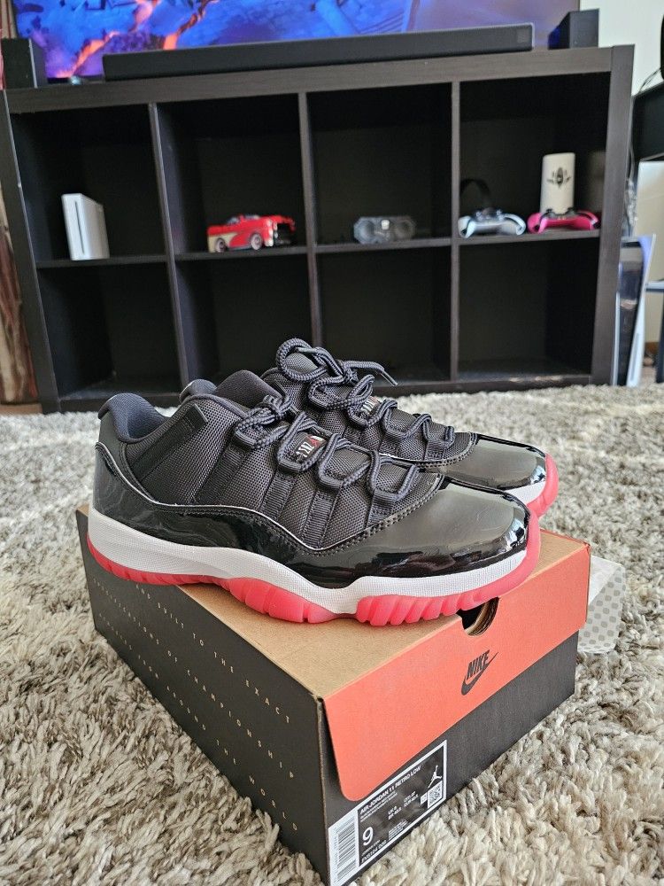 Jordan 11s Varsity Reds