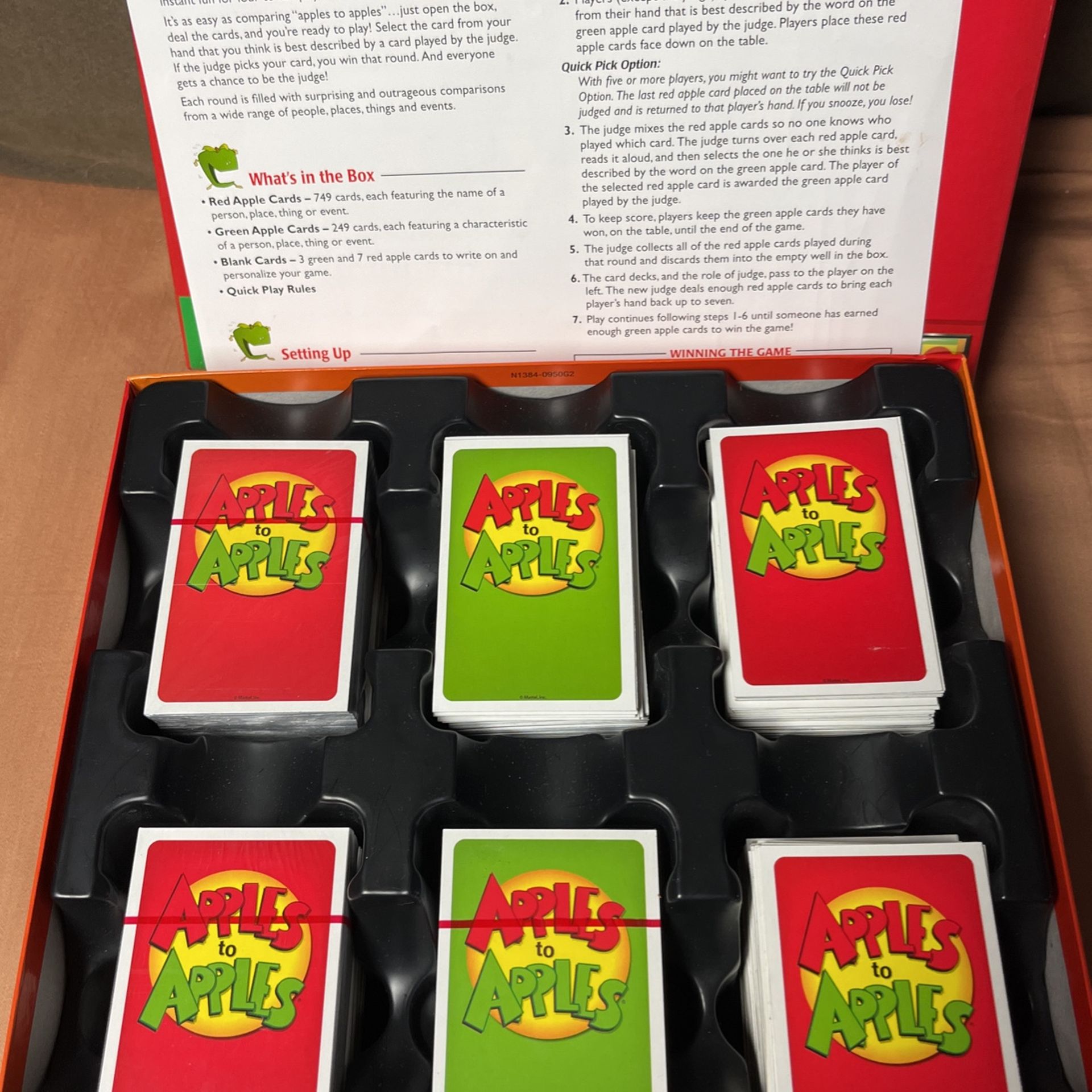 Apples To Apples Family game 15101