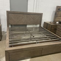 King Bedroom Set