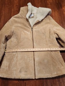 Woman's Coat 