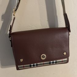 New Burberry Purse. $ 350 Or OBO