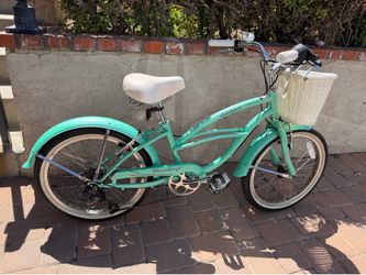 Kids beach cruiser bicycle.