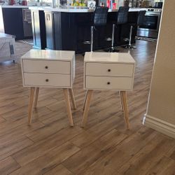 Side Tables 