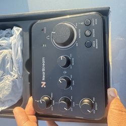 Audio Interface for Recording, Streaming, Podcasting, Rechargeable Audio Mixer with Pro-preamp, 8 Channel, XLR, 48V Phantom Power, Line & DI Inputs, B
