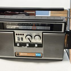 Emerson Stereo 8 Track/FM/AM/TV/WB 8 Track Boombox Radio TPV 60  Working
