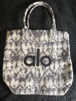 Tote-Black/White Canvas