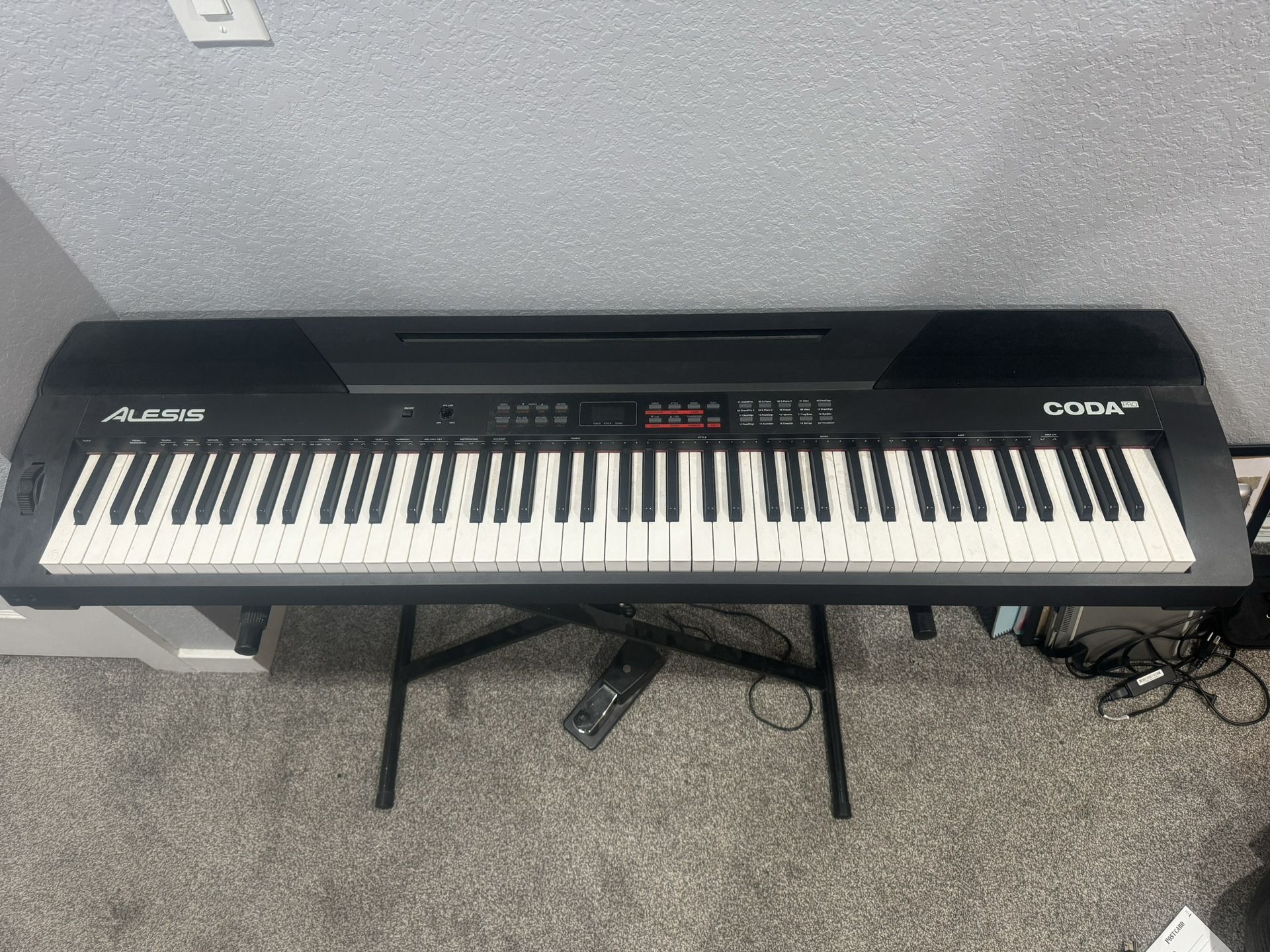 Alesis Coda Pro 88-Key Digital Piano — Excellent Condition