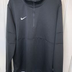 Men’s Nike Dri Fit 1/2 Zip Pullover!!!