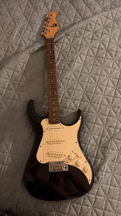 AXL Electric Guitar Stratocaster Style