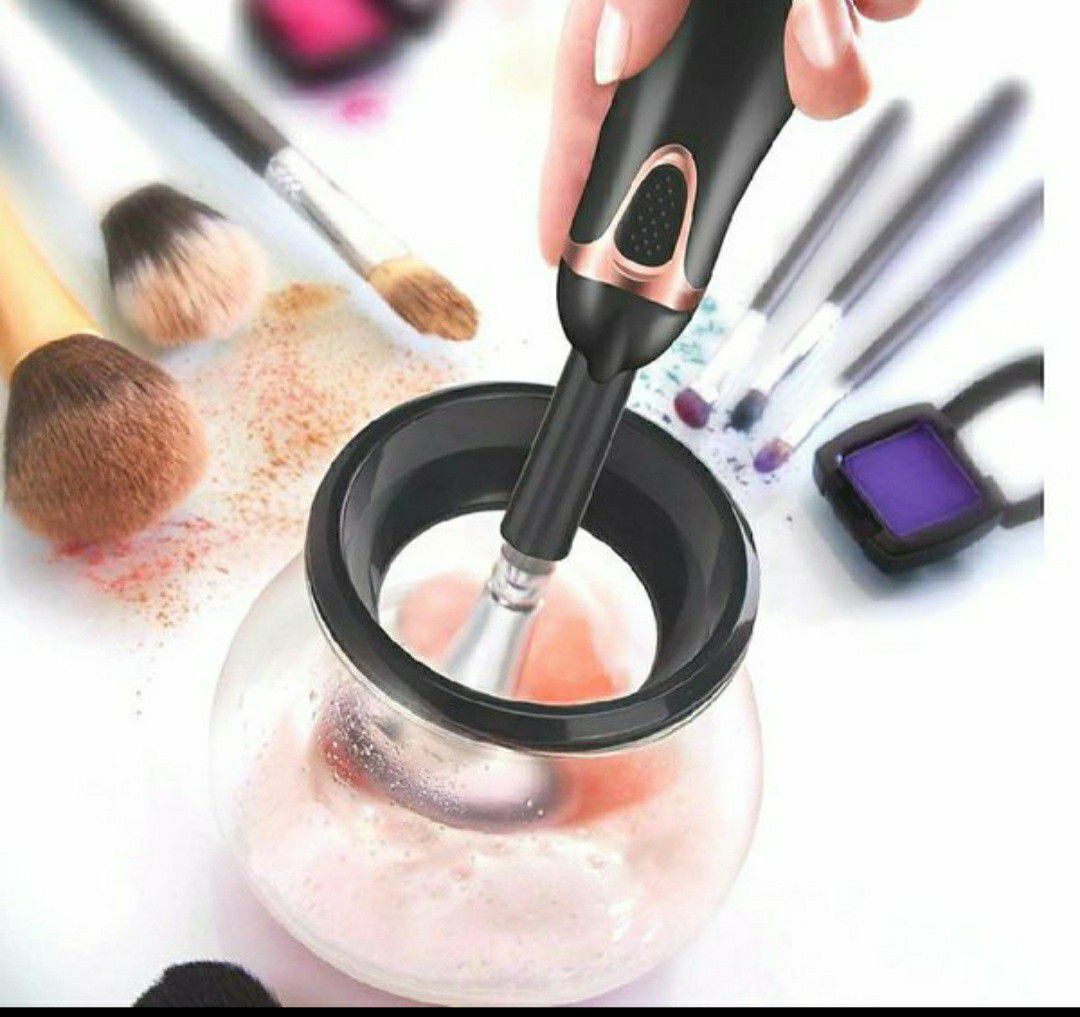 Makeup Brush Cleaner and Dryer Machine Electronic Automatic Spinning